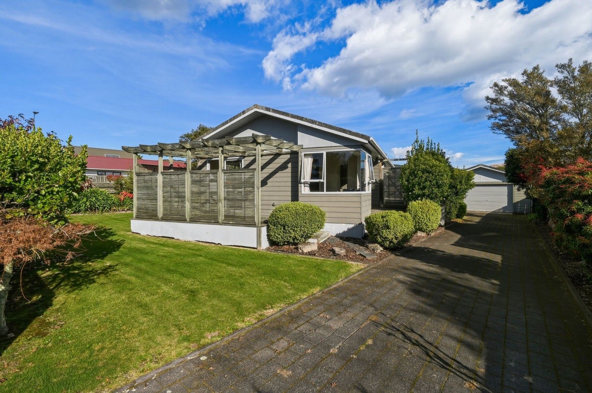 37 Basley Road, Owhata, Rotorua - Carousel 2