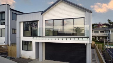 26B Janome Place, Bucklands Beach, Auckland - Carousel 1