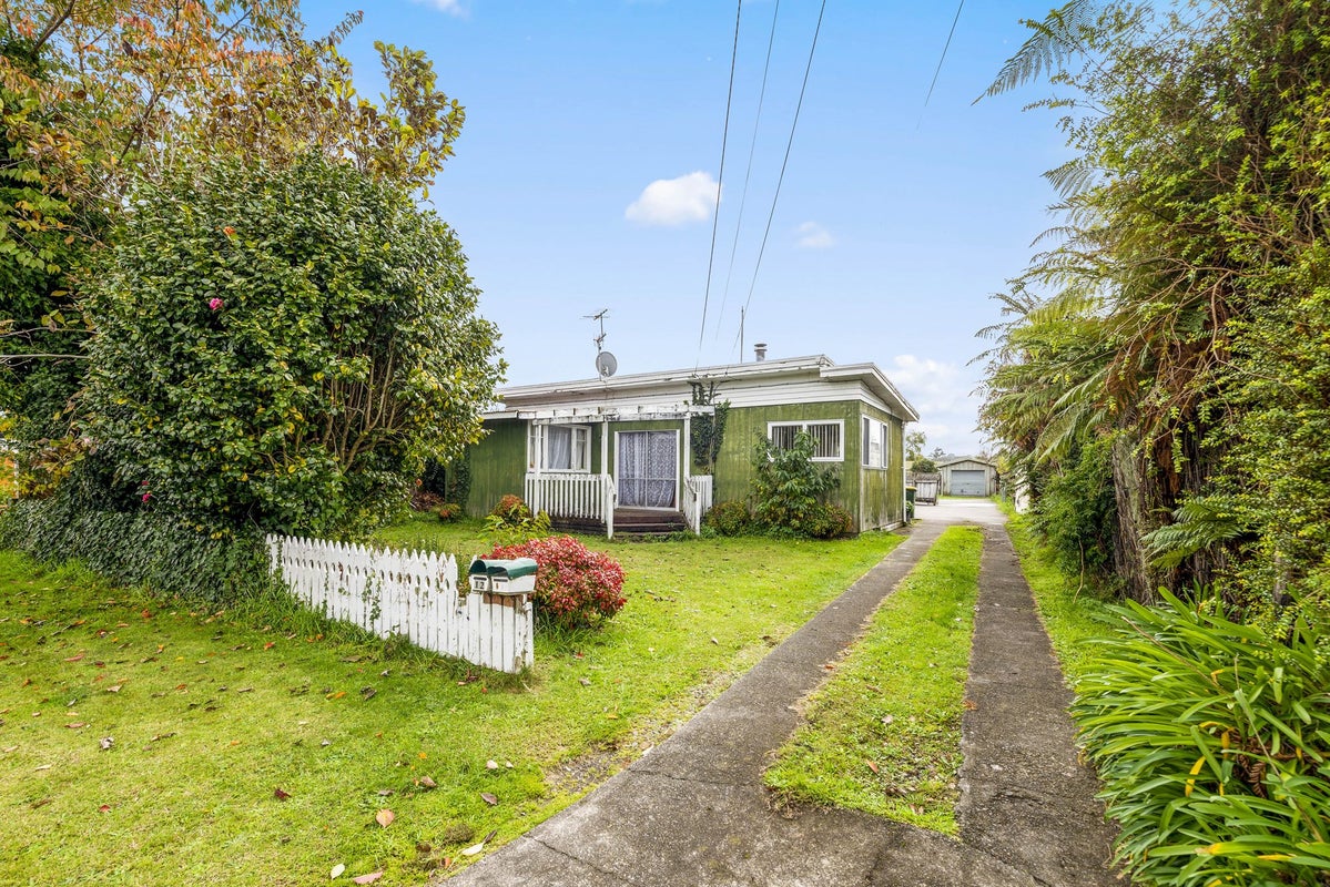 12 Paraone Street, Ngongotaha, Rotorua - Carousel 1
