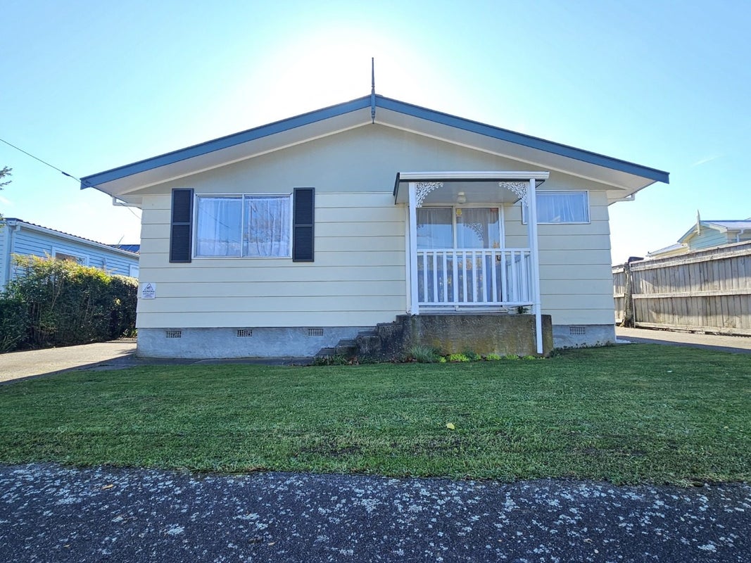 38A MacLean Street, Wallaceville, Upper Hutt - Carousel 1