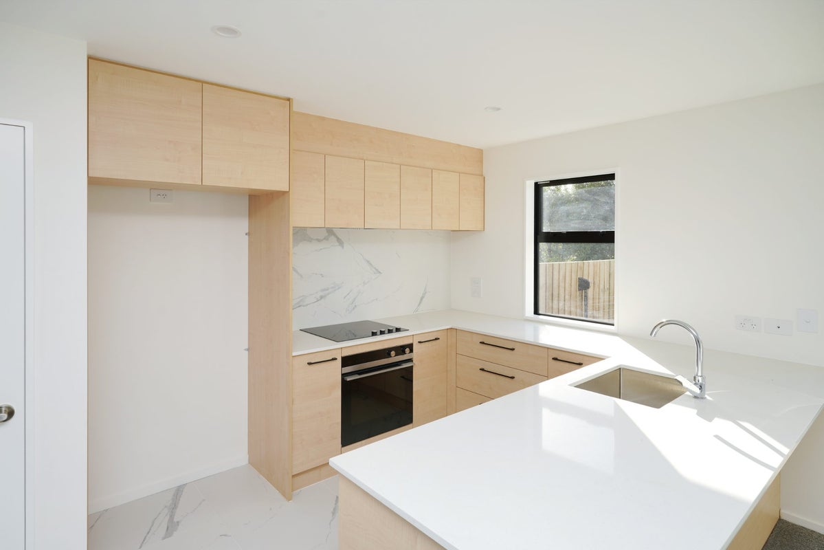 3/14 Croydon Street, Sydenham, Christchurch - Carousel 2