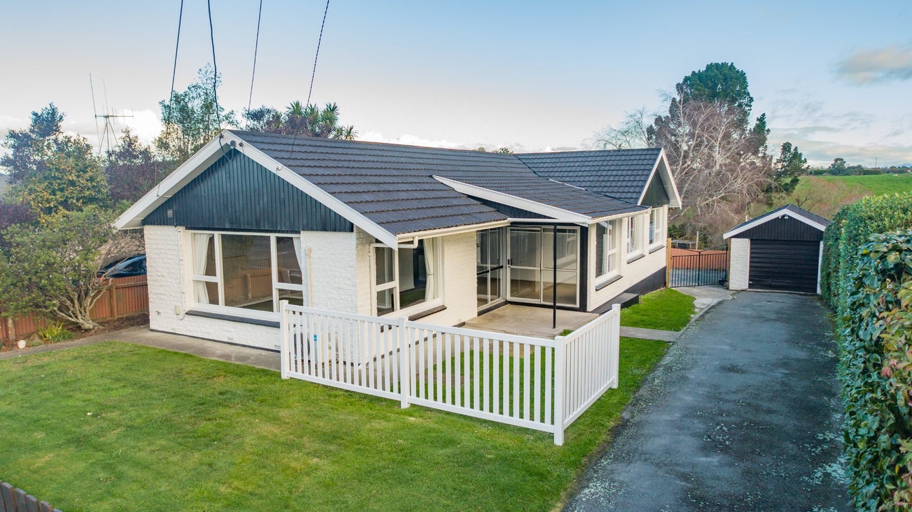 82 Gleniti Road, Gleniti, Timaru, Canterbury - Carousel 1