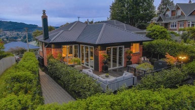 17 Cairnhill Street, Maori Hill, Dunedin - Carousel 1
