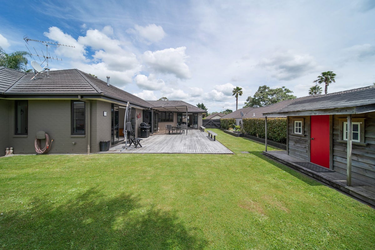 20 Parkhaven Drive, Rosehill, Papakura - Carousel 2