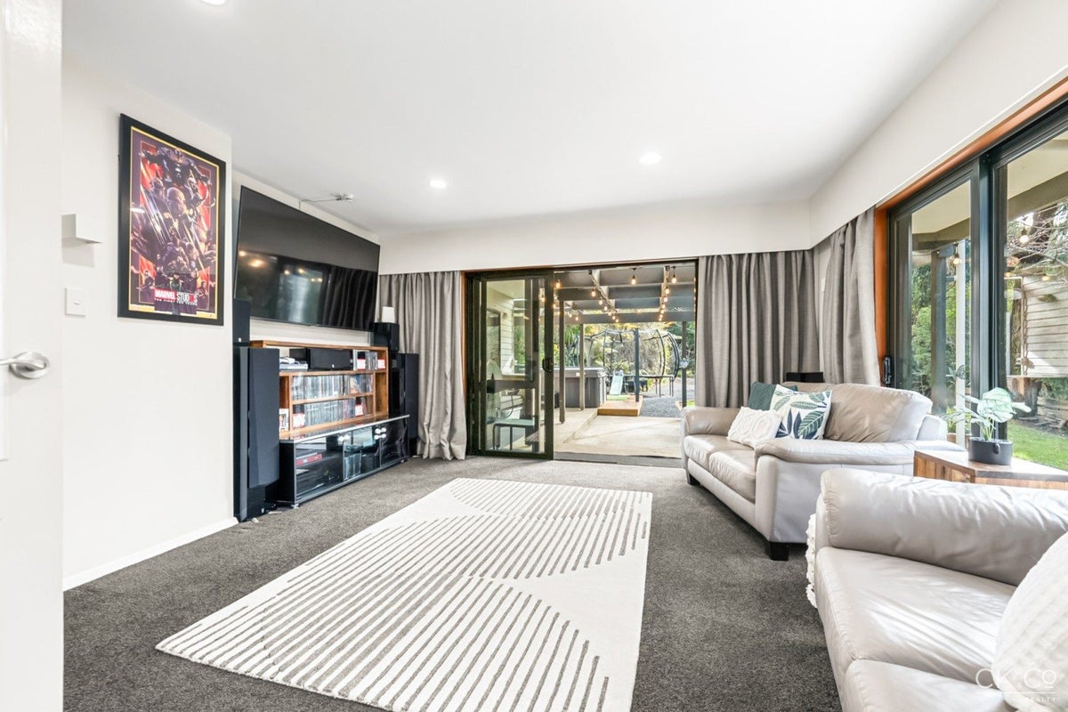89 Moonshine Hill Road, Moonshine Valley, Upper Hutt - Carousel 2
