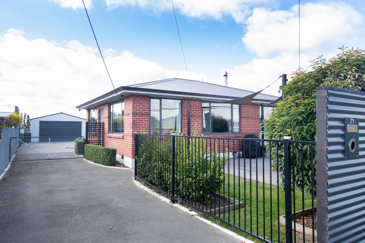 71 Thomson Street, Tinwald, Ashburton - Carousel 1