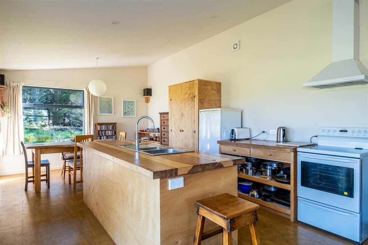 999 Clayton Road, Ashwick Flat, Fairlie - Carousel 2