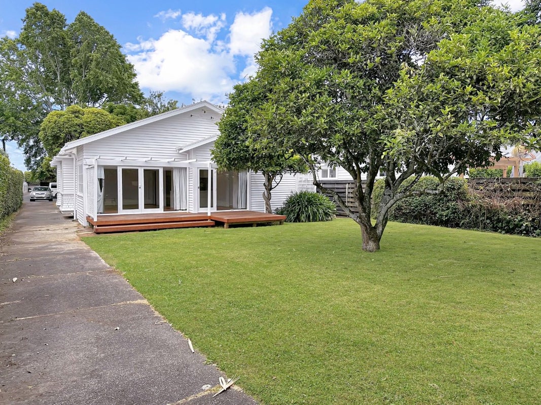 11 Greenfield Road, Epsom, Auckland - Carousel 10
