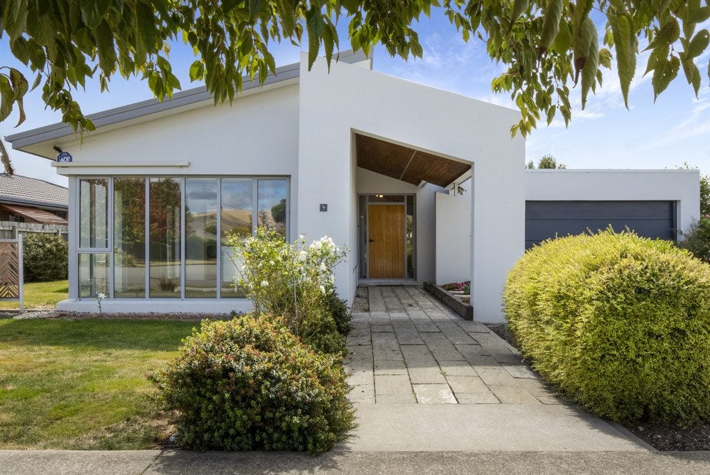9 Easthaven Place, Redwoodtown, Blenheim - Carousel 2