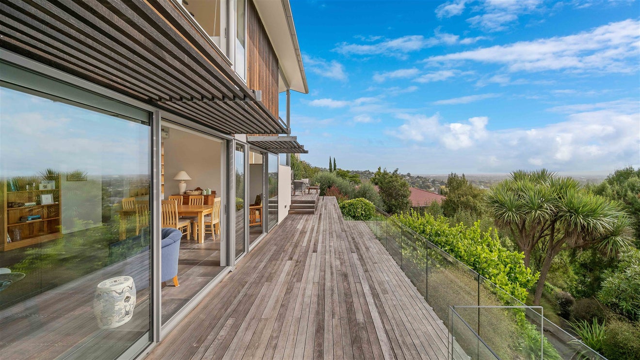 9 Great Gables Lane, Huntsbury, Christchurch - Carousel 1