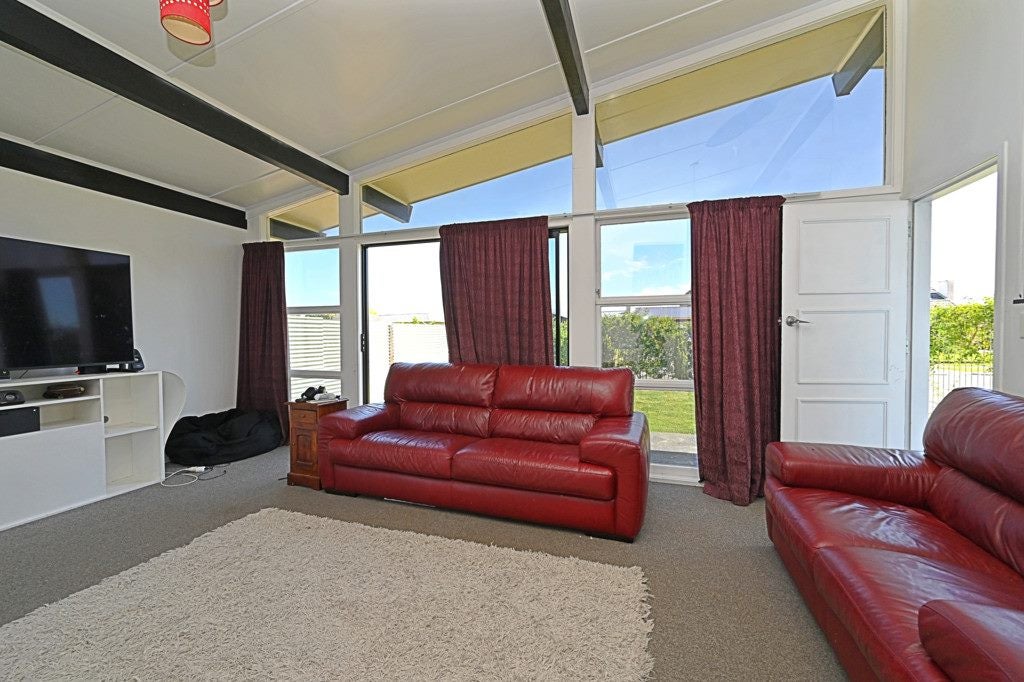 65 Freyberg Avenue, Tamatea, Napier - Carousel 2
