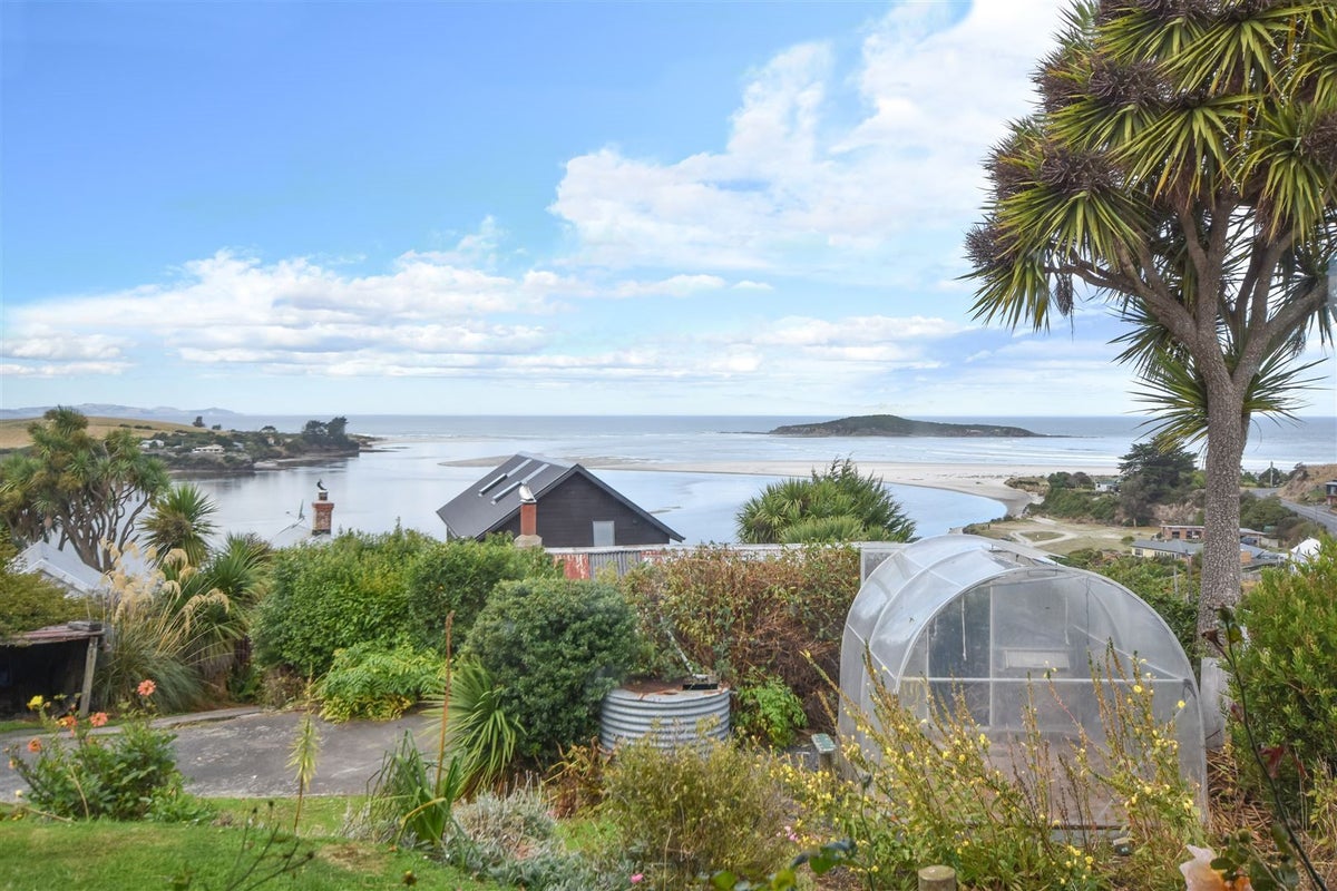 42 Sheffield Street, Brighton - Carousel 2