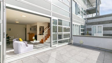 8/43 Mulgrave Street, Thorndon, Wellington - Carousel 1