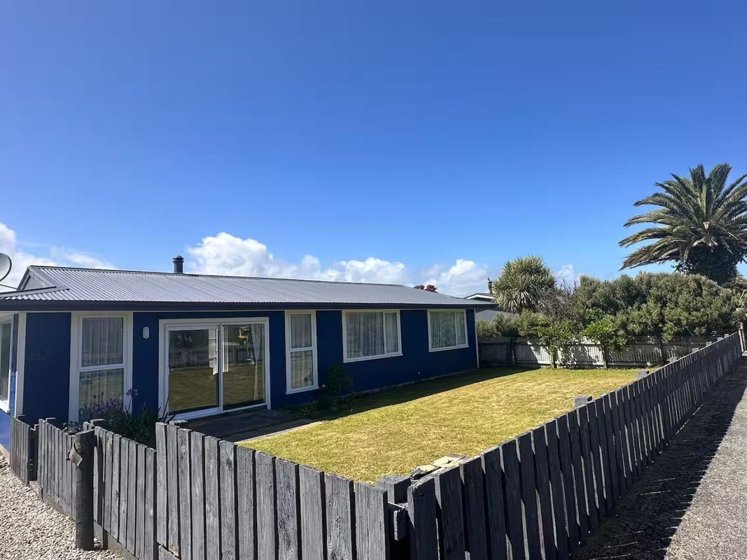 212 Revell Street, Hokitika - Carousel 1