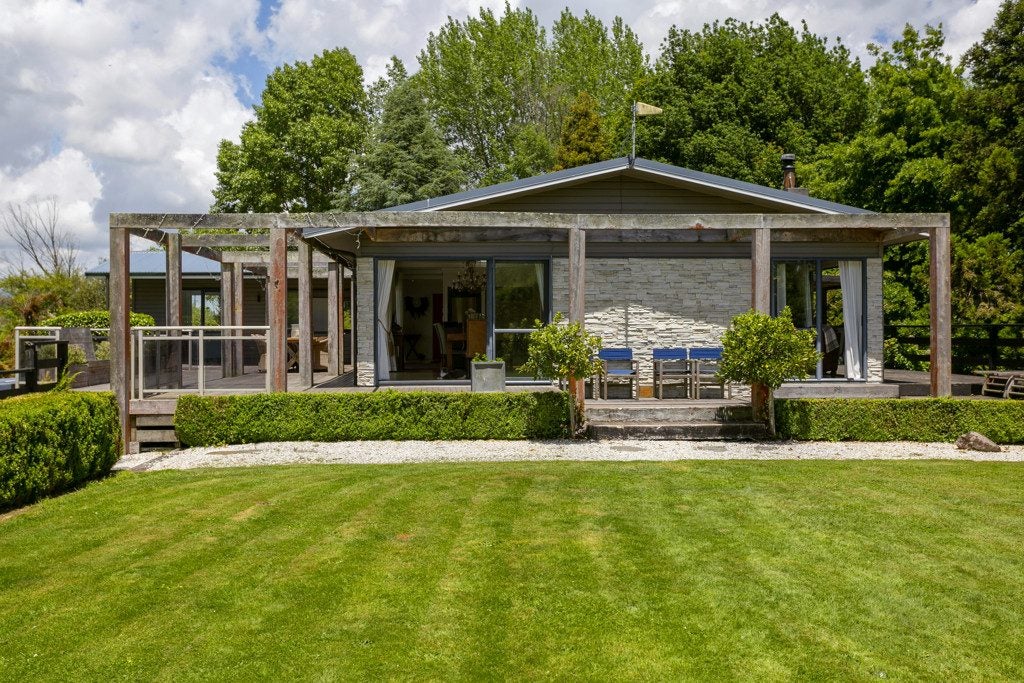 33 Link Road, Wairakei, Taupo - Carousel 1