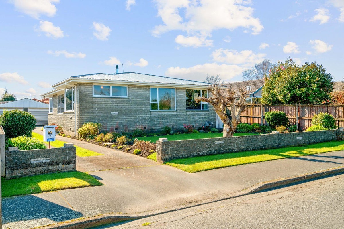 24 Fern Drive, Halswell, Christchurch - Carousel 2