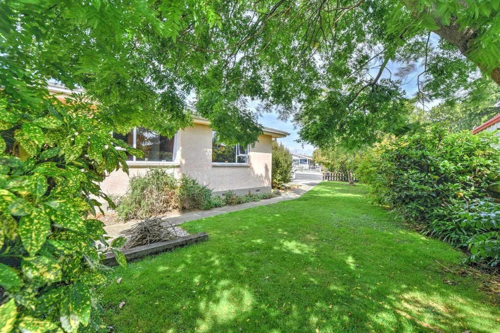 2 Weka Street, East Gore, Gore - Carousel 21
