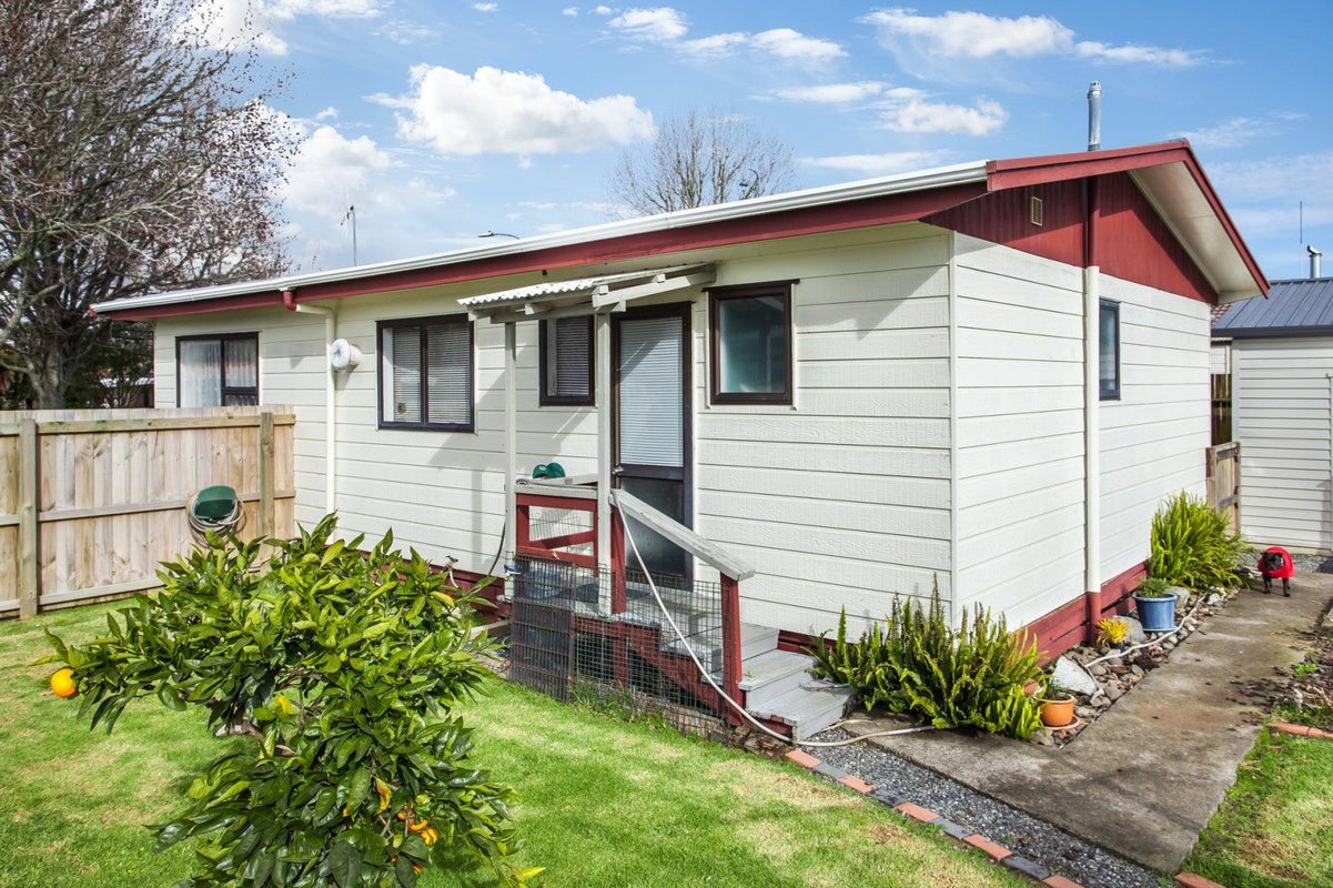 10 Cleary Avenue, Whakatane, Whakatane - Carousel 2