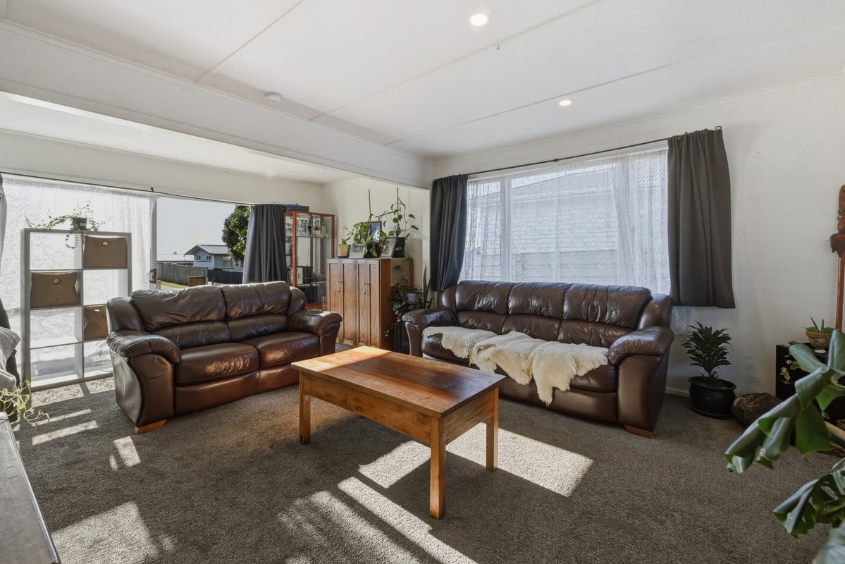 5 Reeve Road, Owhata, Rotorua - Carousel 2
