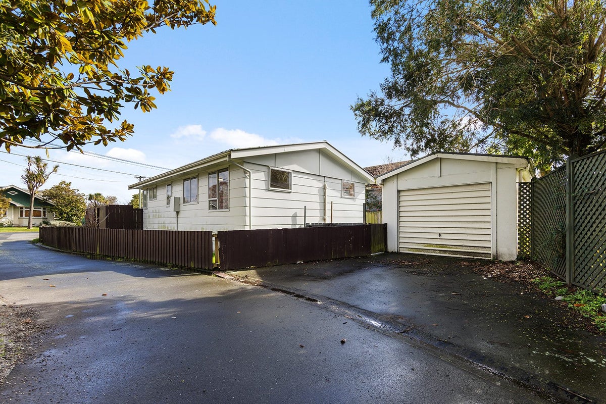 1/24 Stapletons Road, Richmond, Christchurch - Carousel 2