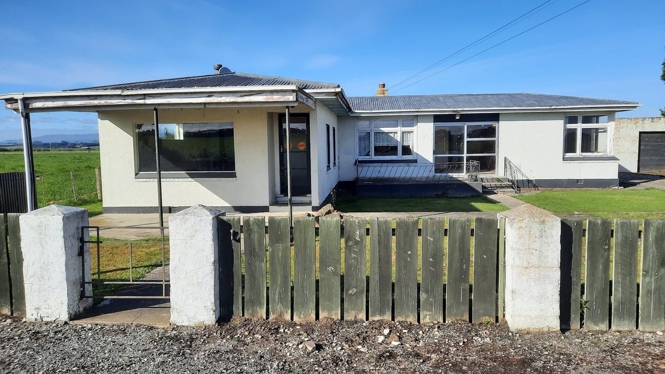 2149 Clutha Valley Road, Greenfield - Carousel 13