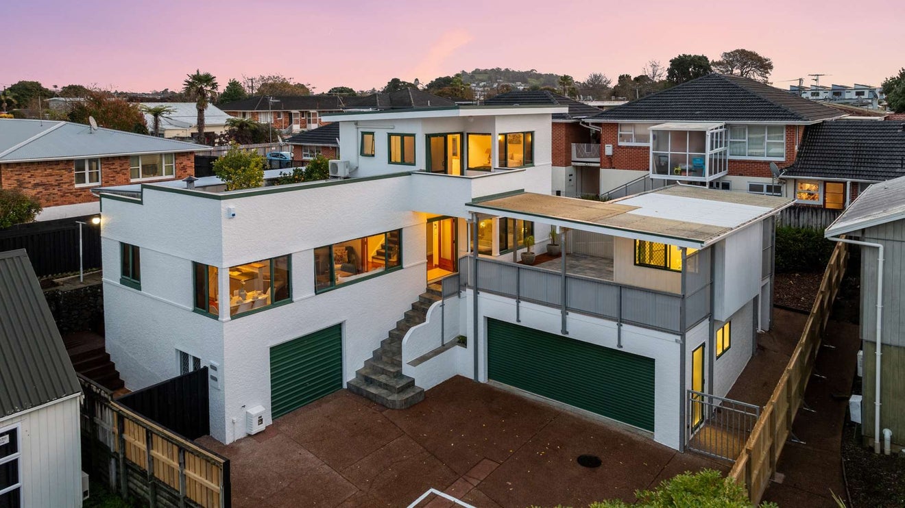 247 Balmoral Road, Sandringham, Auckland - Carousel 1