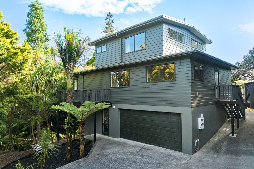 5 Titchener Street, New Lynn, Auckland - Carousel 1