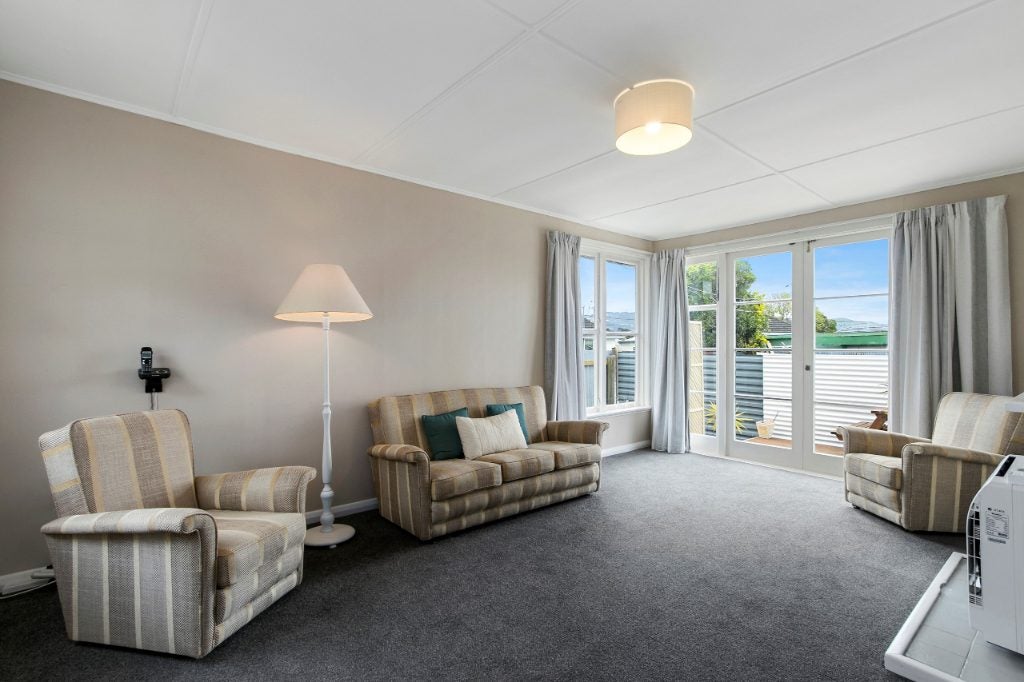 2/64 Godley Street, Waiwhetu, Lower Hutt - Carousel 2