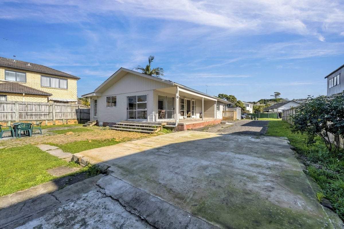 22 Pembroke Crescent, Glendowie, Auckland - Carousel 21