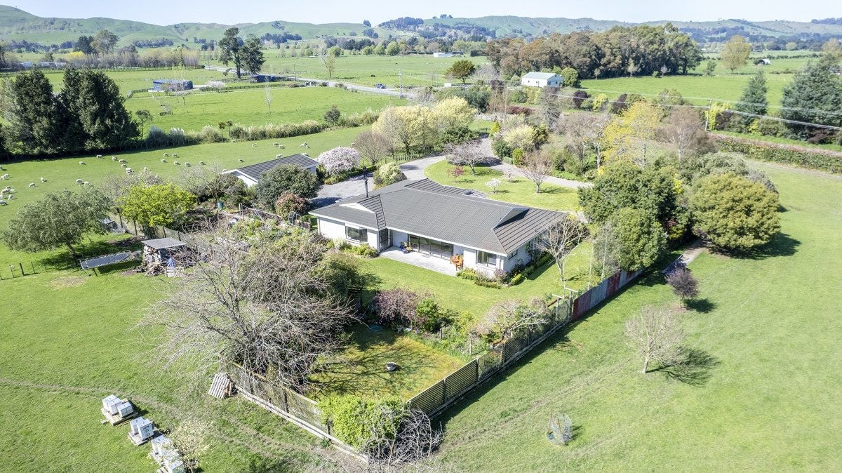 185 Masterton Castlepoint Road, Te Ore Ore, Masterton - Carousel 1