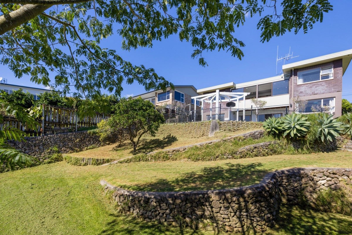 10 Rushton Avenue, Otumoetai, Tauranga - Carousel 20