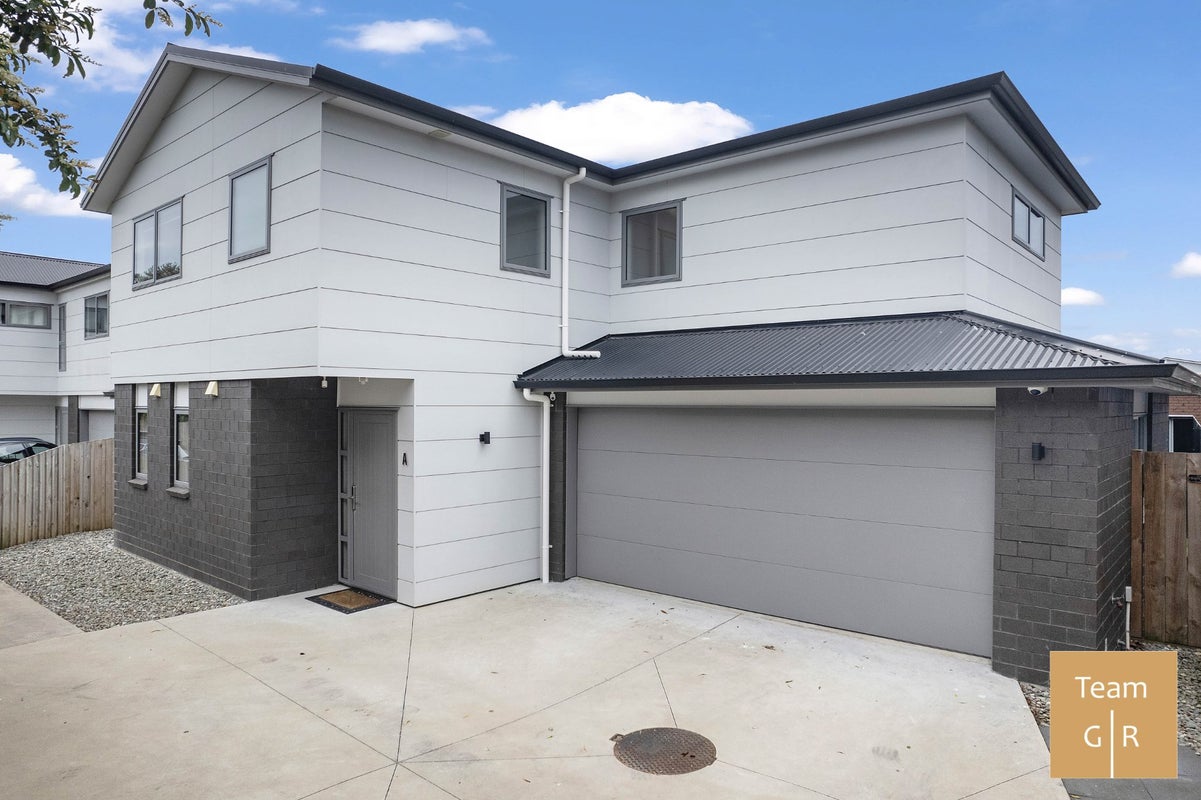 15A GEORGE Street, Papakura, Auckland - Carousel 1