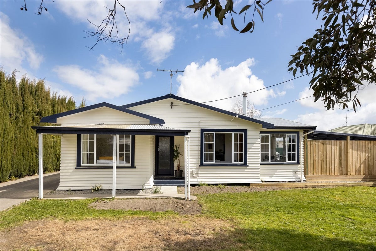 136 Redwood Street, Redwoodtown, Blenheim - Carousel 1