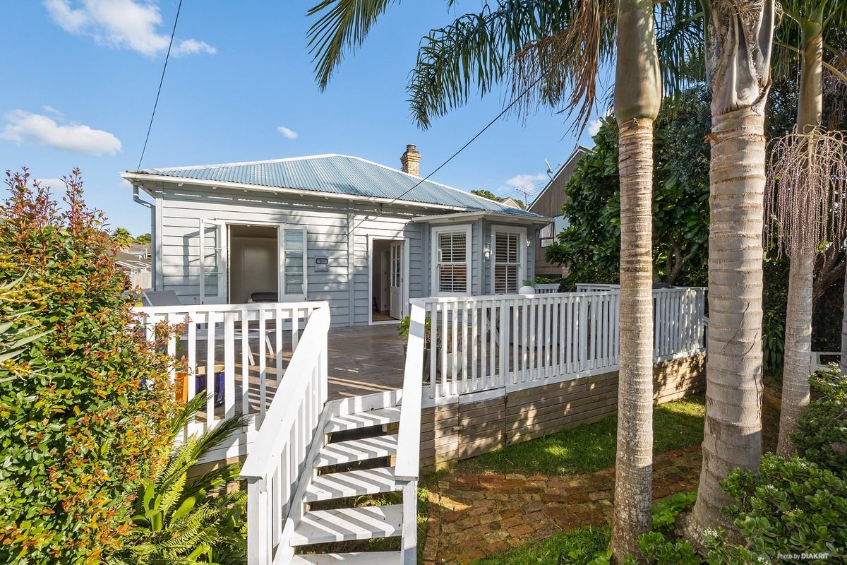 40 Shackleton Road, Mount Eden, Auckland - Carousel 2