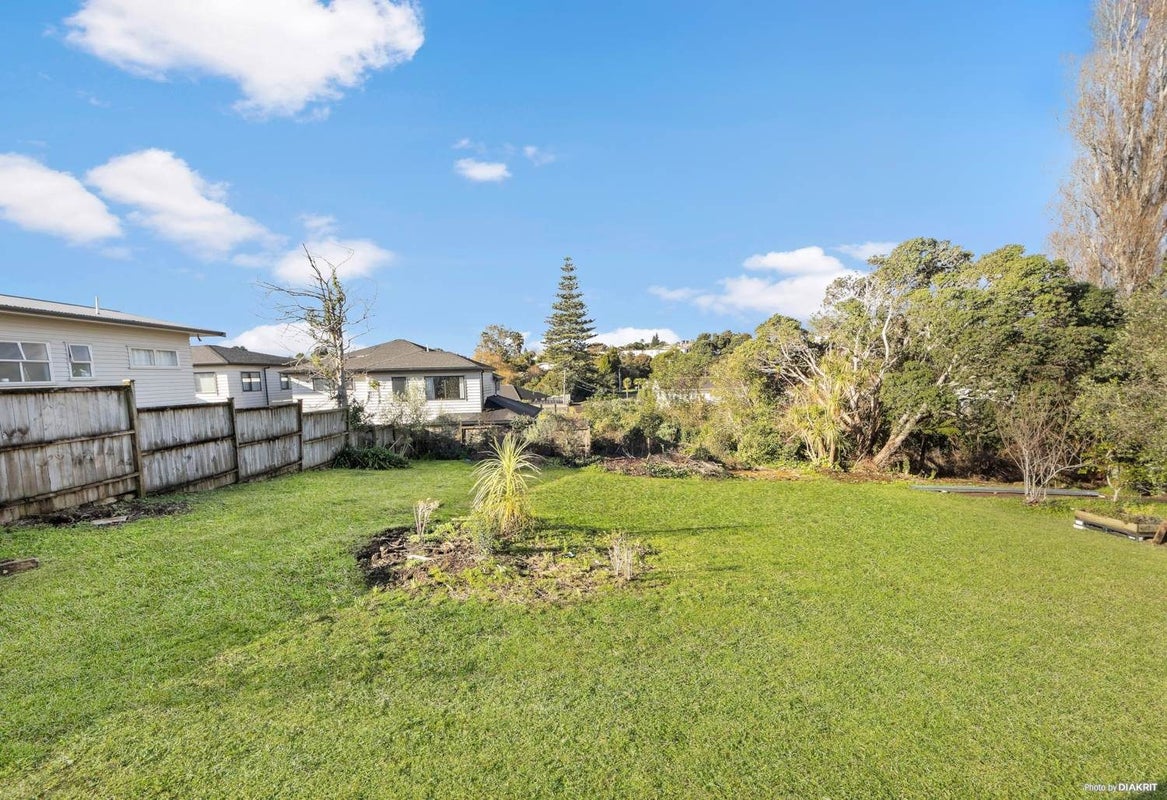 31 Holly Street, Avondale, Auckland - Carousel 7