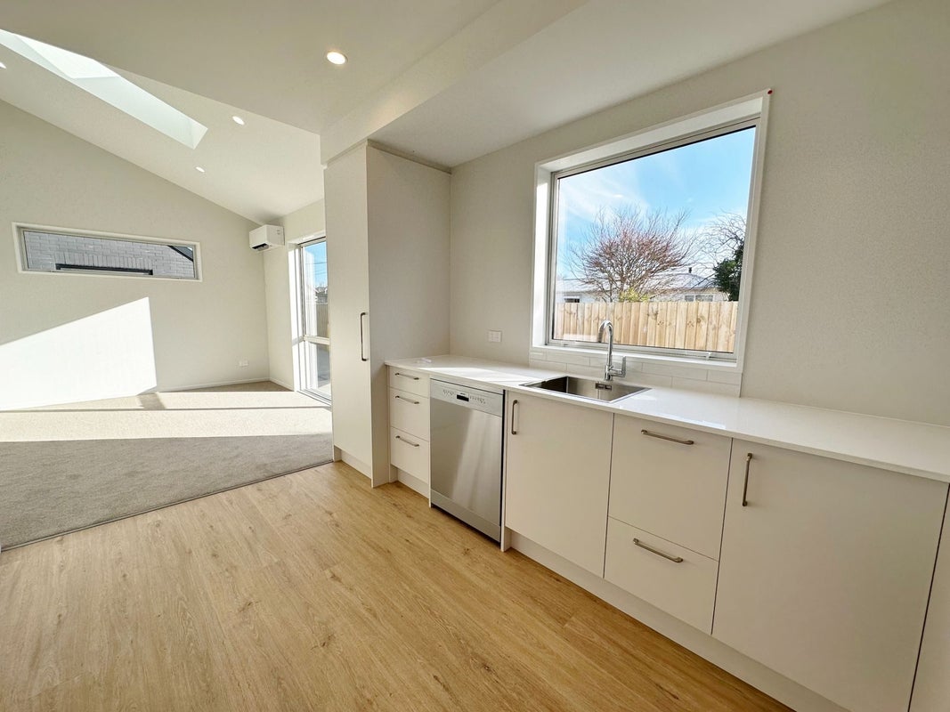 3/27 Radnor Street, St Albans, Christchurch - Carousel 2
