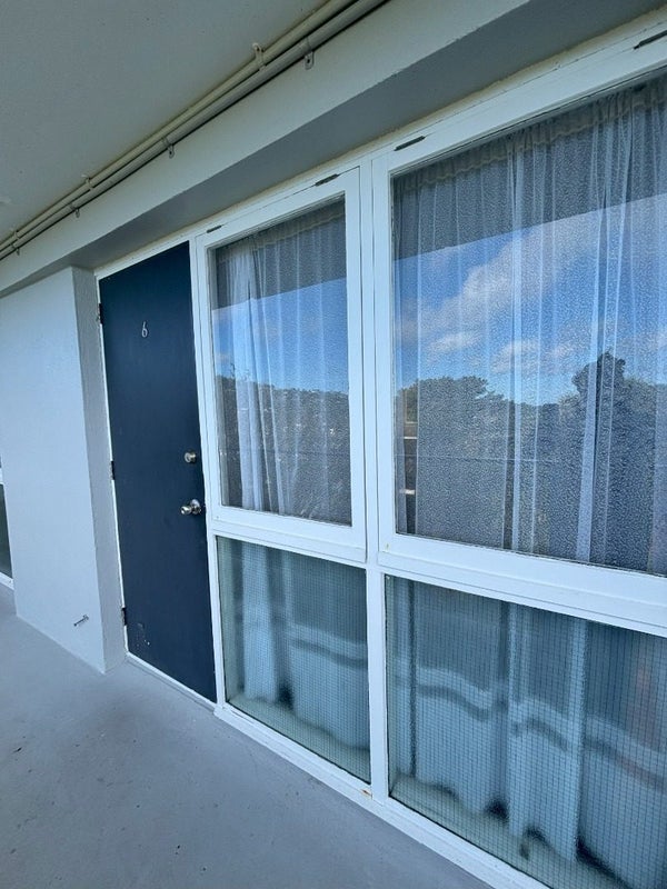6/23 Finnimore Terrace, Vogeltown, Wellington - Carousel 2