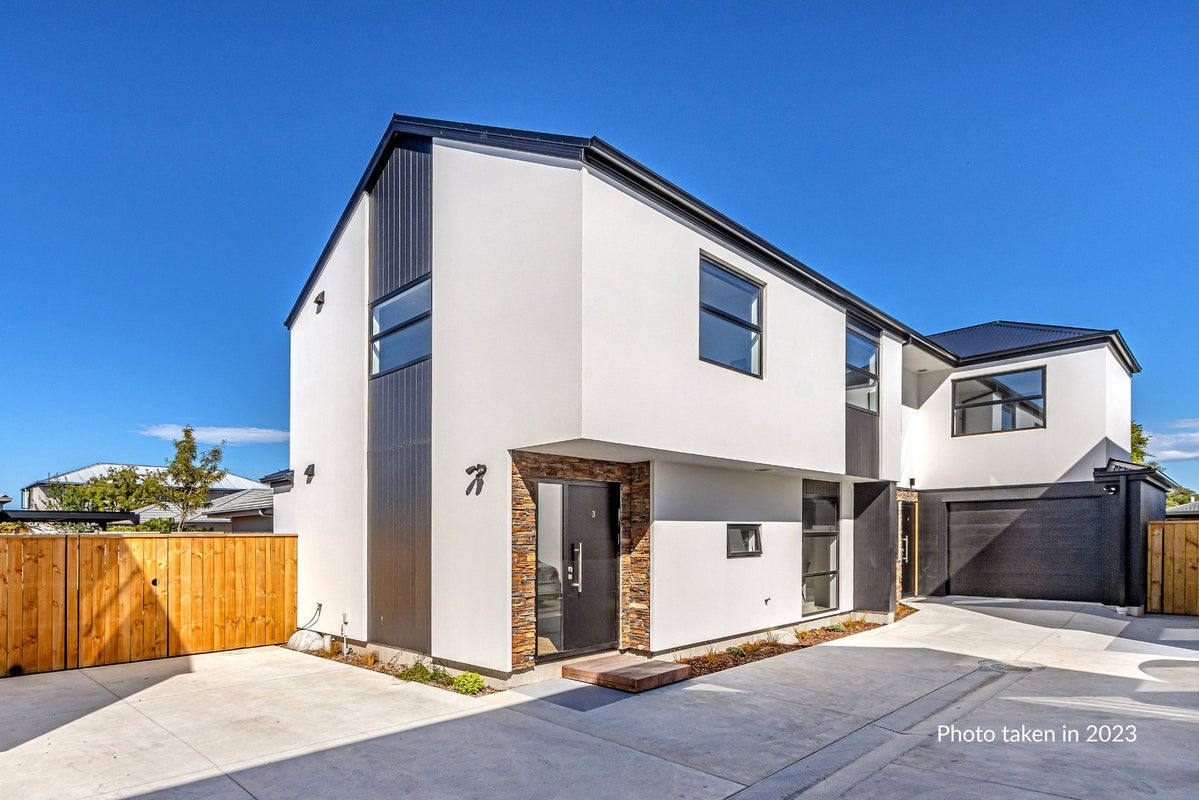 3/629 Worcester Street, Linwood, Christchurch - Carousel 1
