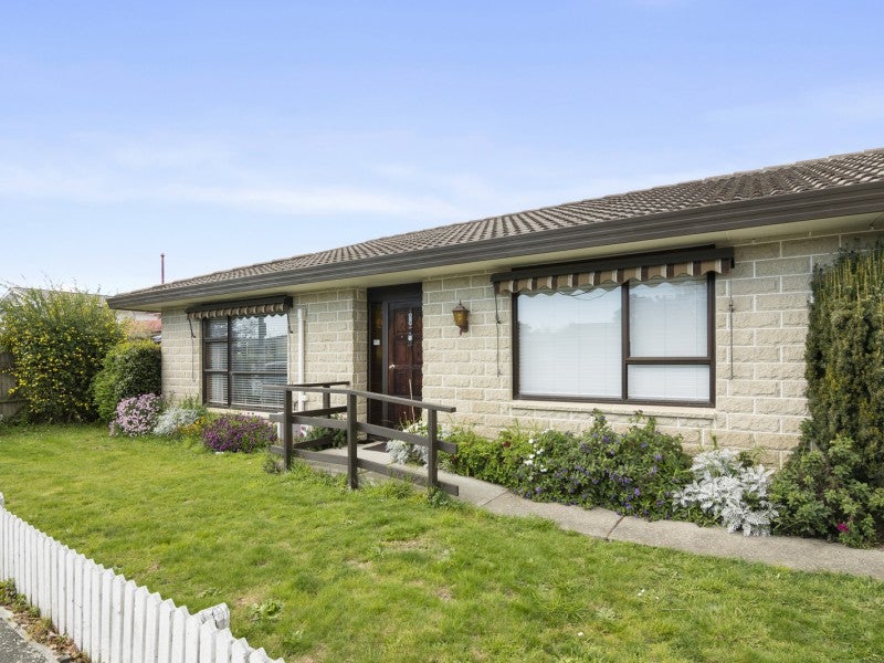 55 Tasman Street, The Wood, Nelson - Carousel 1
