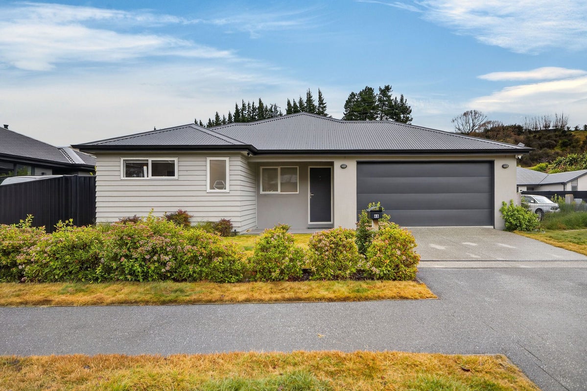 48 Peterley Road, Lower Shotover, Queenstown - Carousel 1