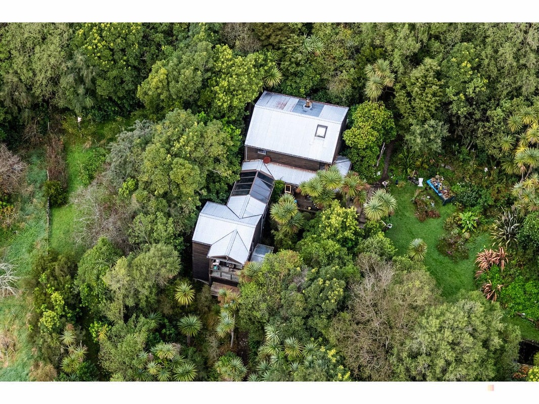 80 Pye Road, Geraldine - Carousel 1