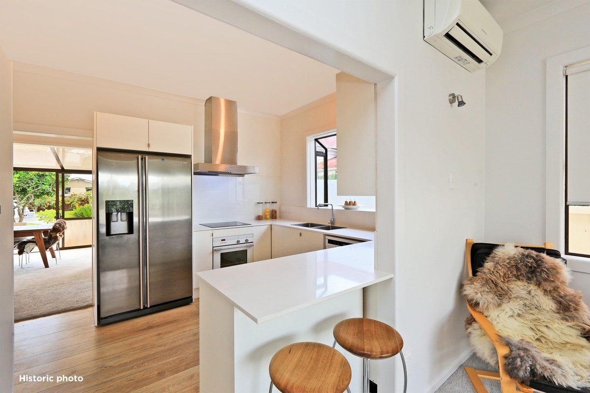 500 Fenwick Street, Mayfair, Hastings - Carousel 2