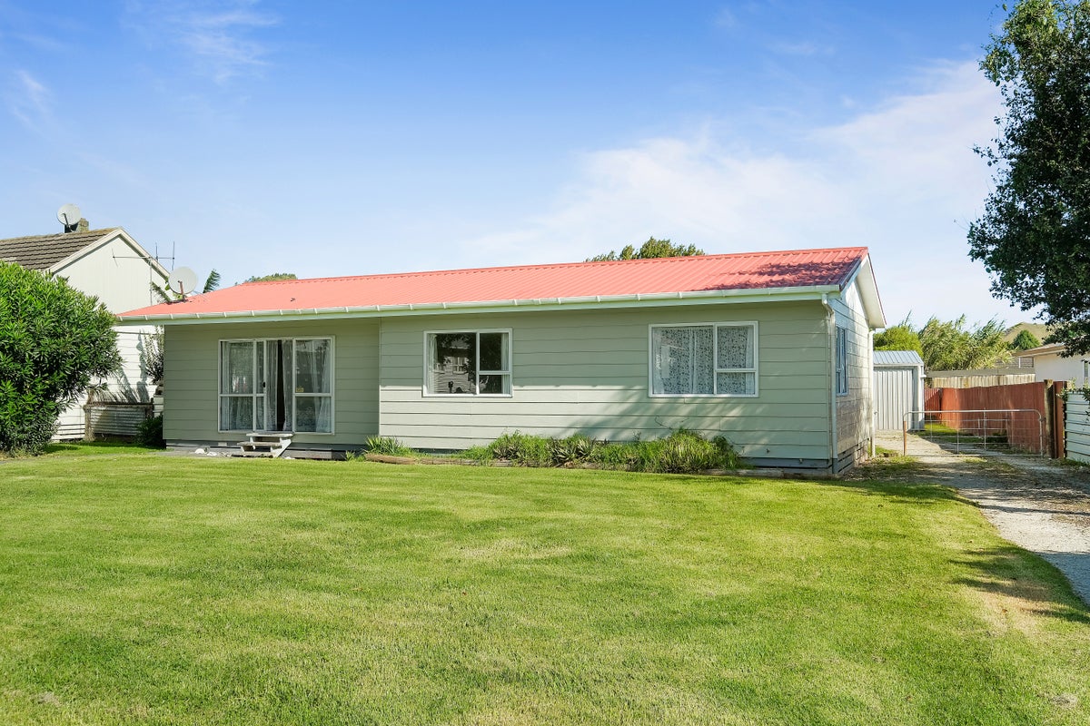 31 Edison Street, Outer Kaiti, Gisborne - Carousel 1