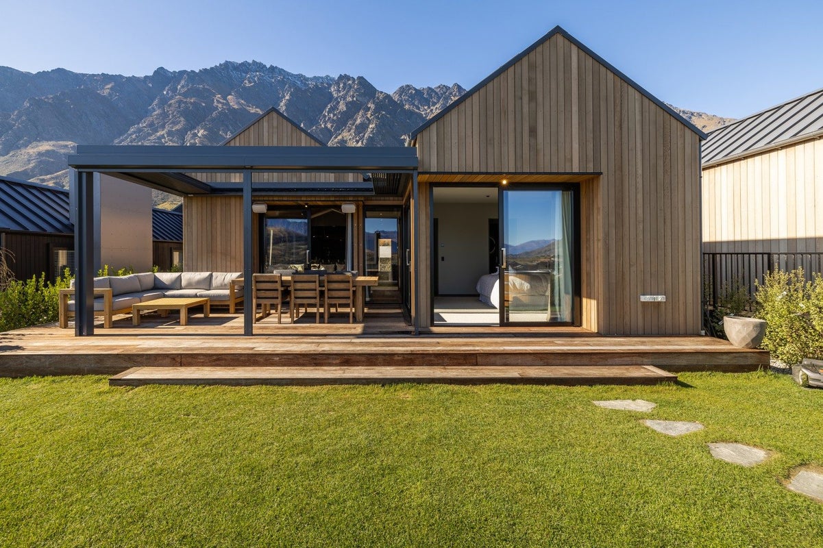 11B Double Cone Road, Jacks Point, Queenstown-Lakes, Otago - Carousel 1