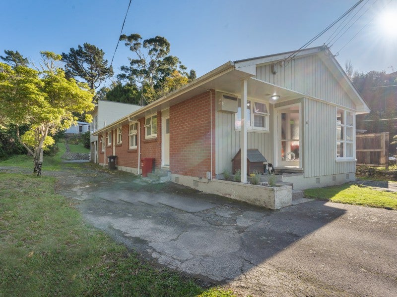 52 Pinehaven Road, Pinehaven, Upper Hutt - Carousel 1