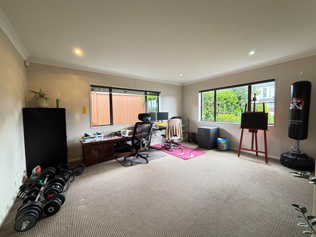 4 Tivoli Court, Flat Bush, Auckland - Carousel 2