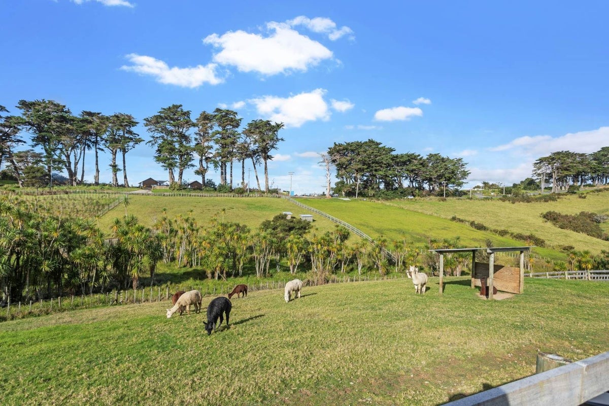 0 Amreins Road, Waitakere, Auckland - Carousel 1