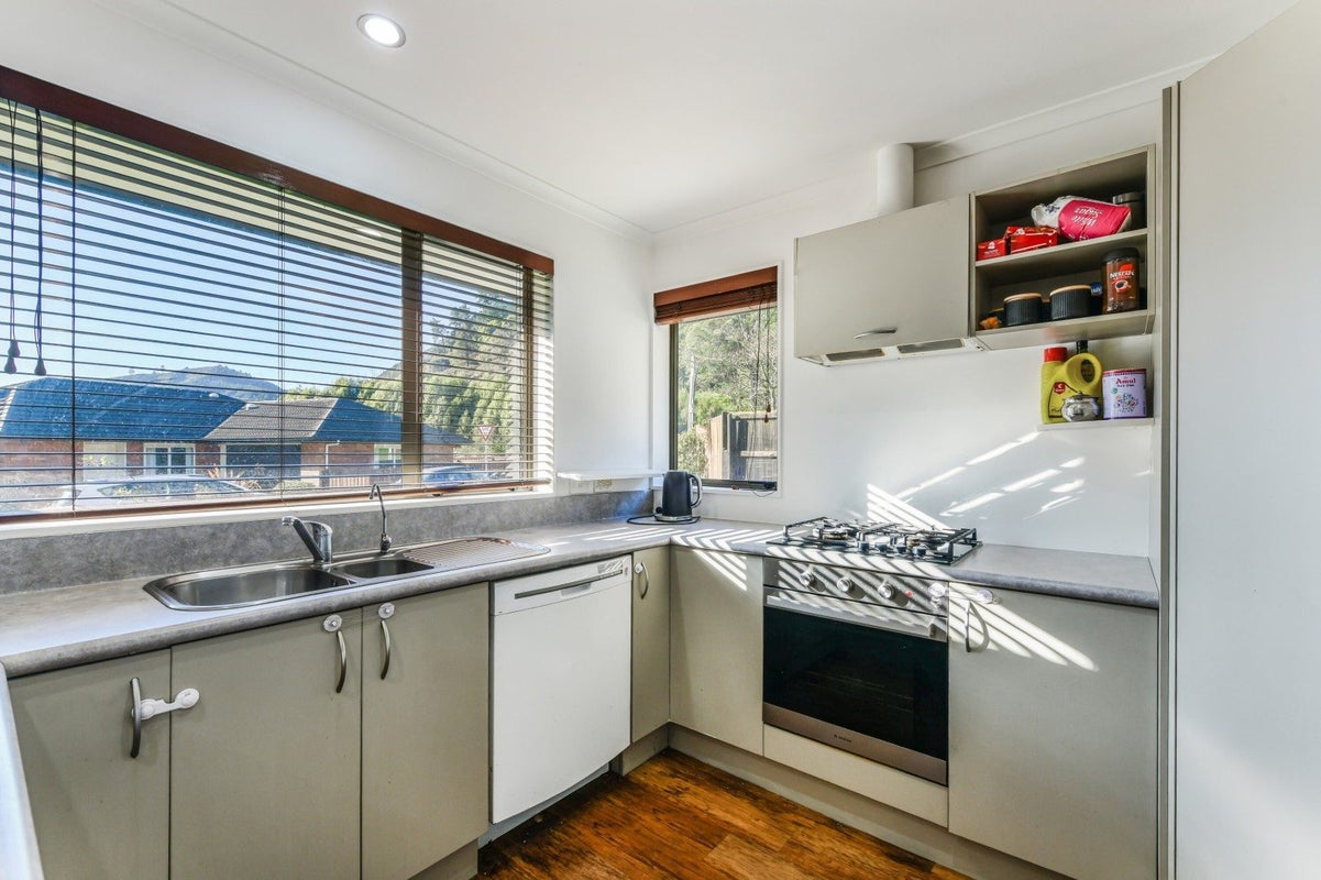 5 Cummins Street, The Brook, Nelson - Carousel 1