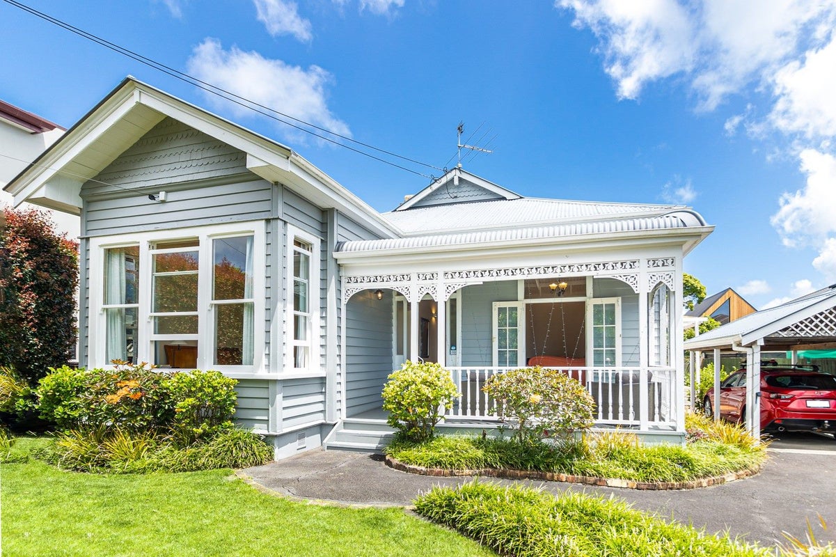 1/17 Herbert Road, Mount Eden, Auckland - Carousel 1
