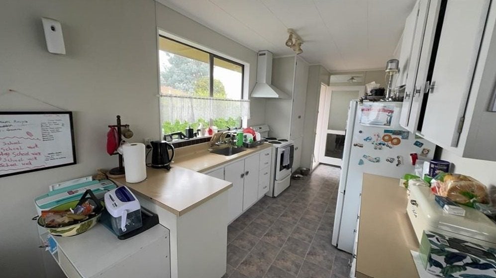 15 Kingsley Drive, Flaxmere, Hastings - Carousel 2